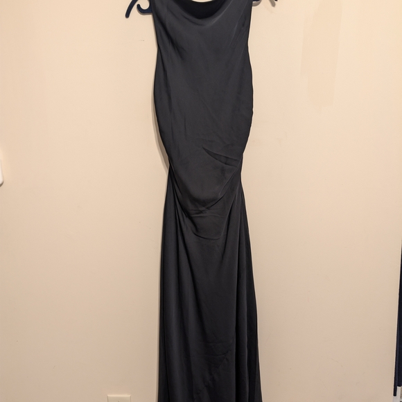 Quince Black Midi Dress - Picture 2 of 7